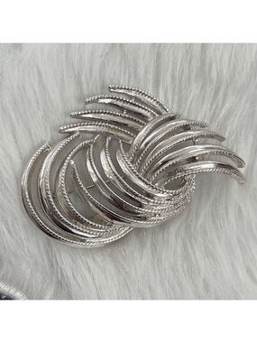 VINTAGE Coro Pegasus Signed Silver Tone Brooch Abstract Curves Elegant Business